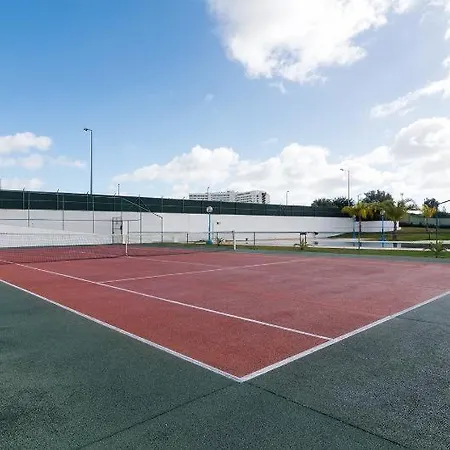 Pool & Tennis Апартаменты *
